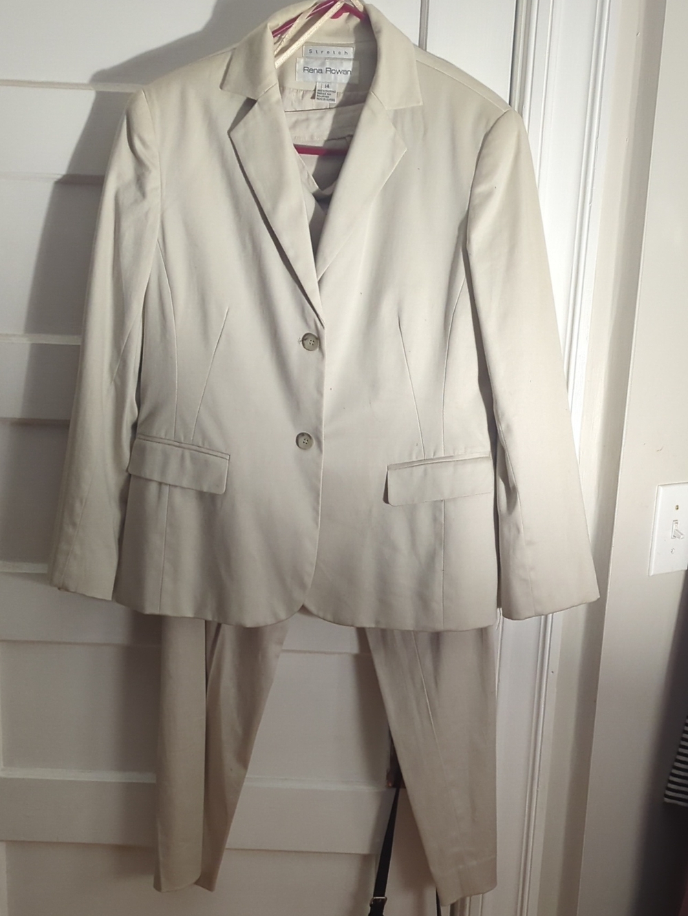 Rena Rowan Cream Single-Breasted Blazer & Pants Set